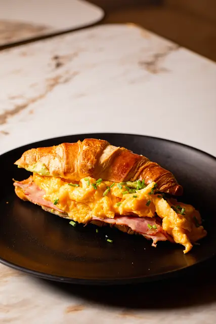 Croissant Giga